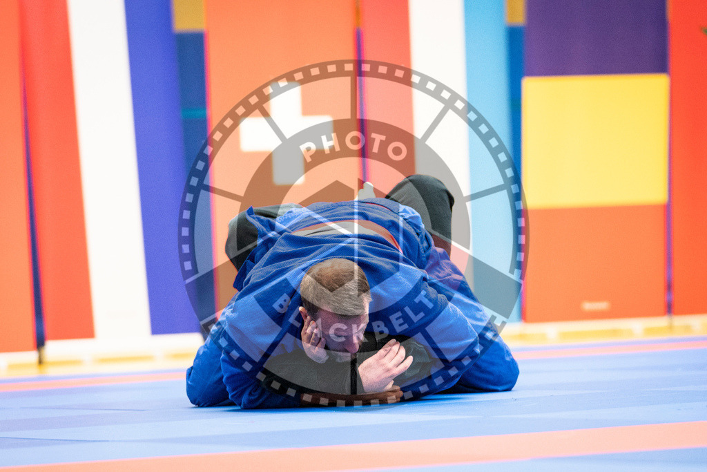 20231118PBB11877 | Fighters compete during the AJP Tour 600 Frankfurt Championship in Frankfurt/Main, Germany, on November 18, 2023.