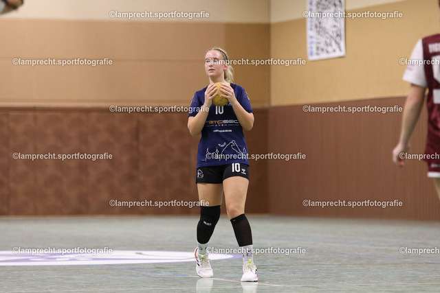 Handball I Juniorinnen I Saison 2026-2027 I Oberliga Schleswig-Holstein I 3. Spieltag I HSG Kalkberg 06 - TSV Bargteheide 149 | Lennya Putzig (10, HSG Kalkberg 06) - Realisiert mit Pictrs.com