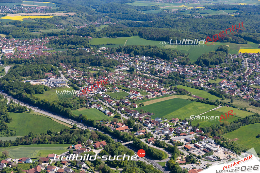 Die Luftaufnahme undorf - Nittendorf wurde 2021 mittels Flugzeug (keine Drohne) erstellt. Hohe Auflösung -für große Poster und Wandbilder geeignet!