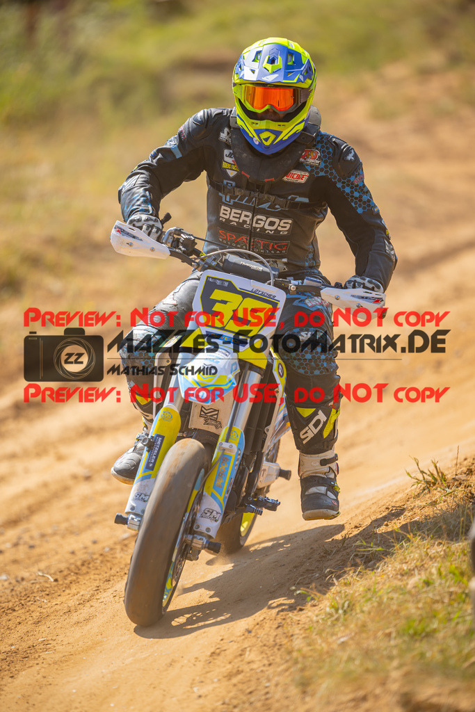 MaZZes-Fotomatrix-20260815-598363 | S2