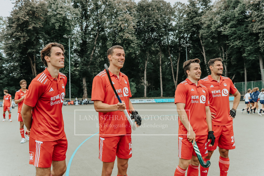 Herren_Bundesliga_02_F_RWK-UHC_21.09.25_Köln (462 von 471) | lanaschraderfotografie - Realisiert mit Pictrs.com