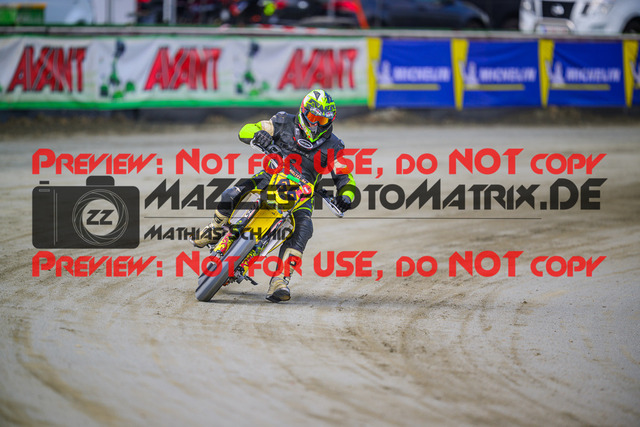 MaZZes_Fotomatrix_20250502_6007705_0596-2 | UE40