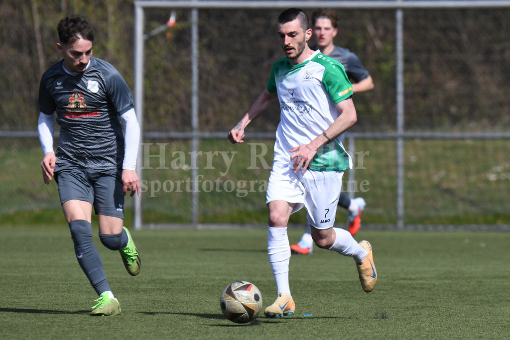 SpVgg GW Deggendorf : SV Hofkirchen | Robert Baghramyan (SpVgg GW Deggendorf #7) - Realisiert mit Pictrs.com