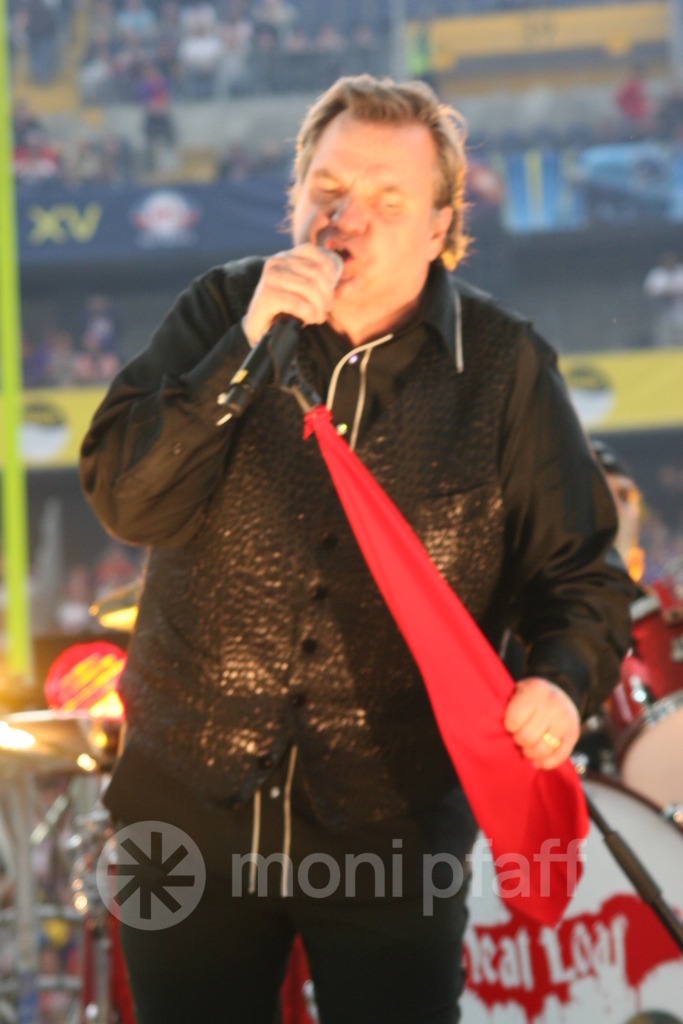 Meat Loaf | Auftritt bei Galaxy Frankfurt im Frankfurter Waldstadion - Realisiert mit Pictrs.com