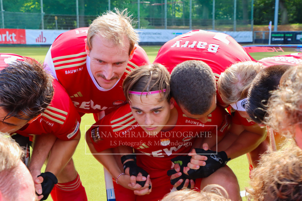 HERREN BUNDESLIGA Rot-Wei_ K_ln - Crefelder HTC 07.09.24 K_ln-065 | lanaschraderfotografie - Realisiert mit Pictrs.com