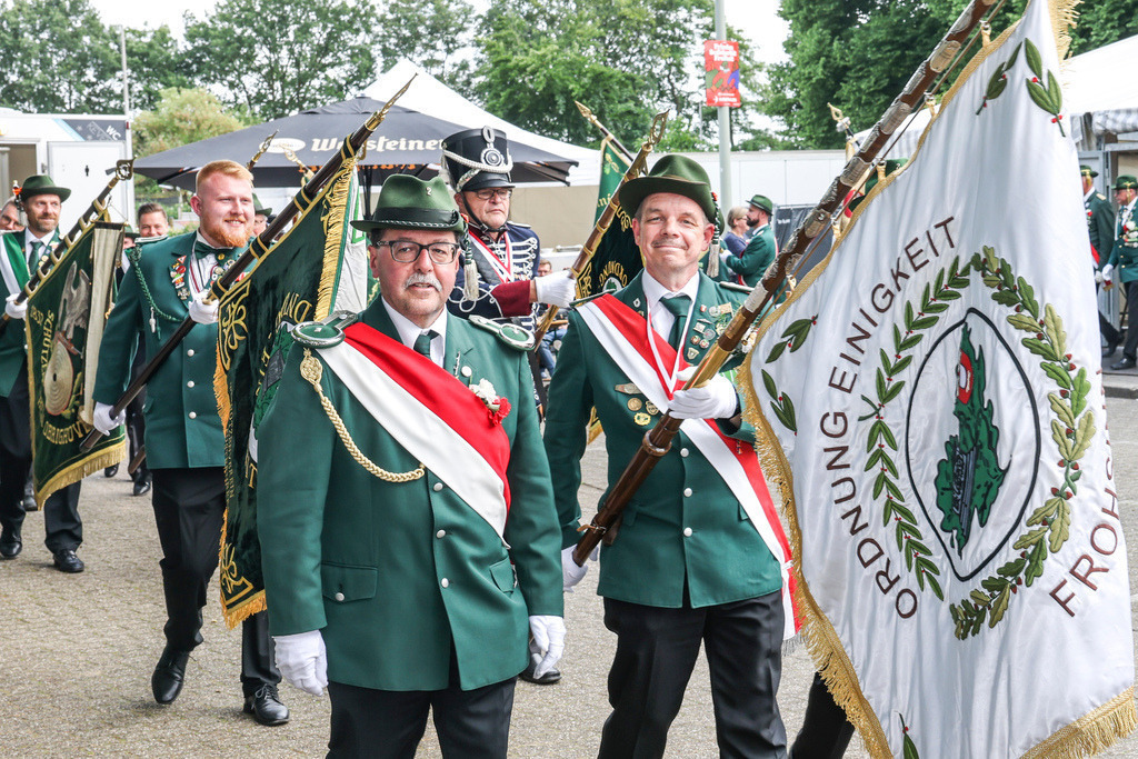 top-top.de 240602-043 | Foto, Video, Fotografie, Videografie, Fotobox, DJ, Discjockey, Musik, Musikbox, Veranstaltung, Photobooth, Amazon, Ebay, Buchtipp, Bestseller, Autor, Verlag, Buch, Wesel, Hamminkeln, NRW, Dinslaken, Rees, Drohne, Hochzeit, Party, Fotobox, Wesel, Fotograf