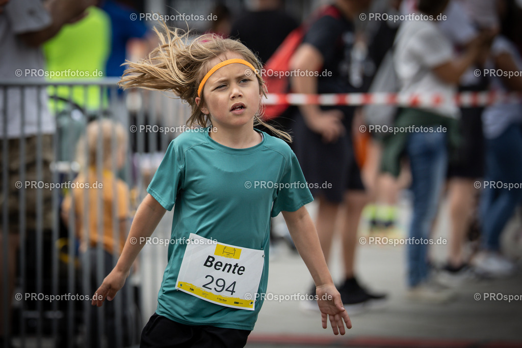 Stadionlauf Köln, 26.05.2024 | Impressionen von Stadionlauf Köln am 26.05.2024 rund um das RheinEnergie-Stadion in Koeln-Müngersdorf.