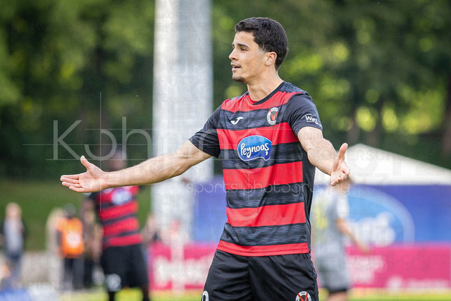 German 3rd Division, Viktoria Koeln vs. Alemannia Aachen, 10.05.2026 | KOELN, GERMANY - MAY 10, 2026: Jakob Sachse (Viktoria Köln, 40) during the 3rd division match on gameday 37 between Viktoria Koeln vs. Alemannia Aachen at the Sportpark Hoehenberg on May 10, 2026 in Koeln, Germany. DFL REGULATIONS PROHIBIT ANY USE OF PHOTOGRAPHS AS IMAGE SEQUENCES AND/OR QUASI-VIDEO.