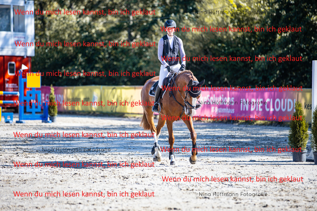 BK1A5760 | Turnierbilder Turnierfotos Nina Hüffmann Turnierfotografie Pferdefotografie Tierzeichnung Haustierzeichnung Pferdezeichnung Hundezeichnung Videograf  - Realisiert mit Pictrs.com