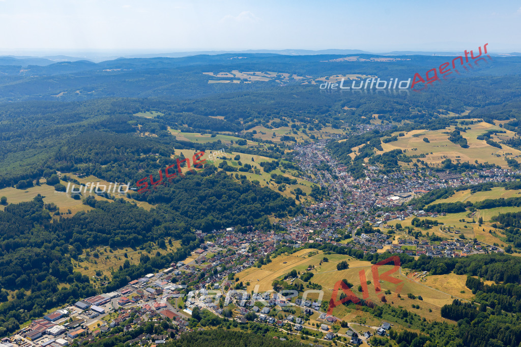 frammersbach-von-oben-fotografiert-1171-2023 | Das Luftbild zeigt :  Frammersbach - Die Luftaufnahme wurde 2023 vom UL-Flugzeug aus erstellt ( keine Drohne ) - 
Hochauflösende Luftaufnahme - Für grossformatige Ausdrucke geeignet. Die Geschenkidee !
Mit Lizenz und Bildrechte bestellbar