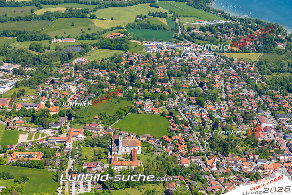 Aktuelles Luftbild von  diessen-am-ammersee - Die Luftaufnahme wurde 2021 mittels UL-Flugzeug erstellt ( keine Drohne ) - hochauflösende Kamera-Systeme von  Canon -Beste Qualität - Für grossformatige Ausdrucke geeignet. Die Geschenkidee !