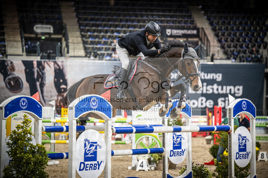 DOS_2903 | Entdecke hochwertige Reitturnierfotos von Foto Oger. Professionell, emotional und authentisch – jetzt Lieblingsmomente im Shop bestellen.Deutschlandweite Turnierfotografie. - Realisiert mit Pictrs.com