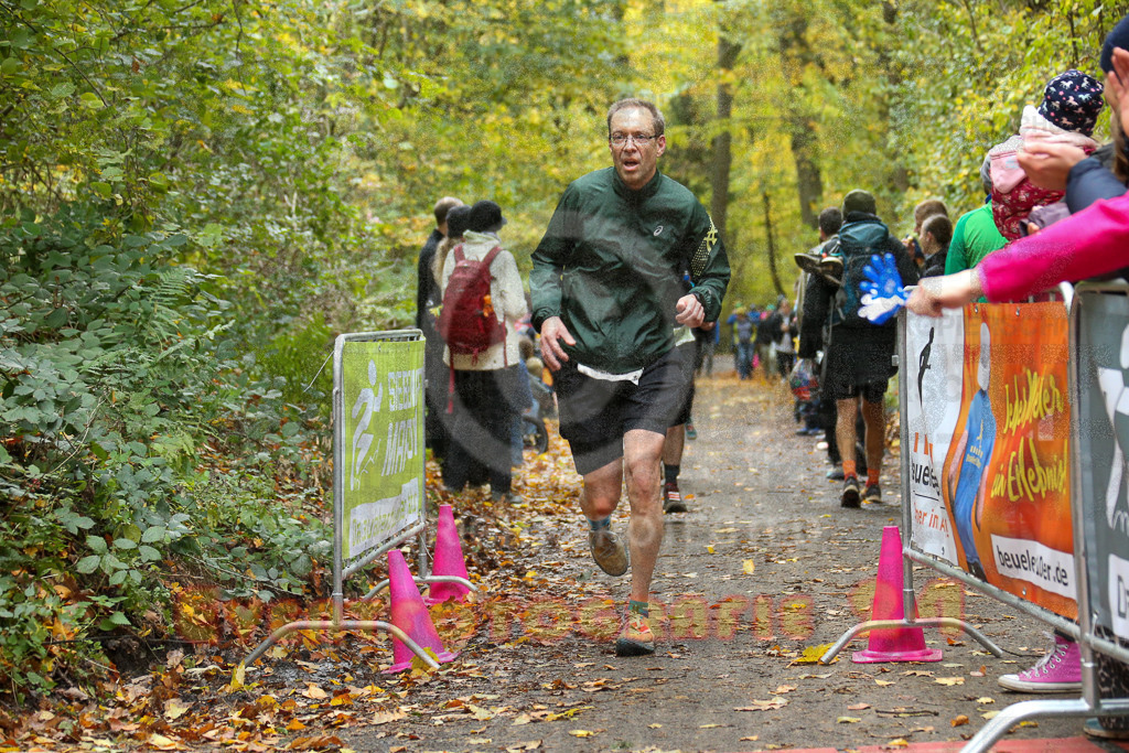 251026_1255_EX1_1913 | Sportfotografie im Rhein-Sieg Kreis, Köln, Bonn, NRW, Rheinland Pfalz, Hessen, etc. Unser Tätigkeitsfeld umfasst den Laufsport vom Volkslauf über den Marathon, Duathlon, Triathon bis zum Ultralauf wie Kölnpfad Ultra oder Schindertrail.