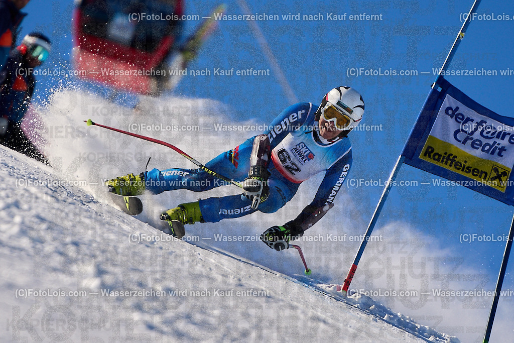 ALP4148_MASTERS-Cup_GS-A Herrn_Weiler Bernd | (C)FotoLois.com, Alois Spandl. FIS Masters-Cup Wildschönau, Giant Slalom auf der Piste Schatzberg GS, Siegerehrung auf dem Dorfplatz Niederau, Sa 13. Januar 2024.