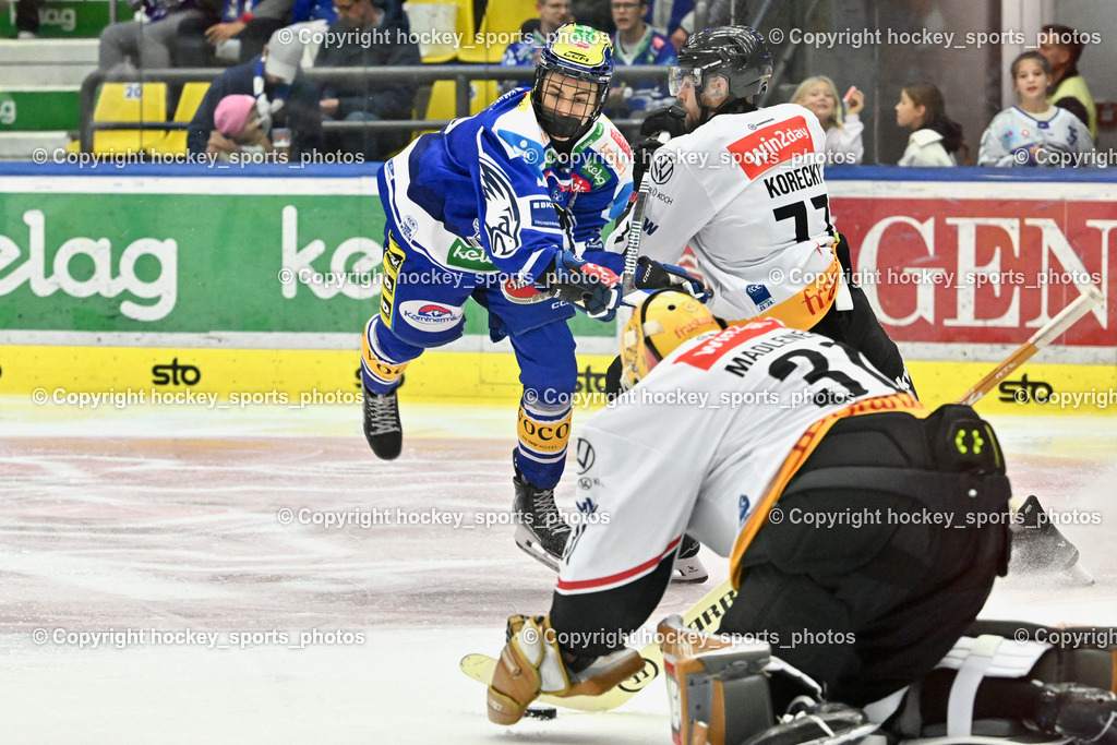 EC IDM Wärmepumpen VSV vs. Pioneers Vorarlberg | #46 Paul Sintschnig EC VSV, #77 Ivan Korecky Pioneers Vorarlberg, #31 David Madlener Pioneers Vorarlberg,  EC IDM Wärmepumpen VSV vs. Pioneers Vorarlberg, EC IDM WÄRMEPUMPEN VSV vs. Pioneers Vorarlberg am 03.10.2025 in Villach (Stadthalle Villach), Austria, (Photo by Bernd Stefan)
