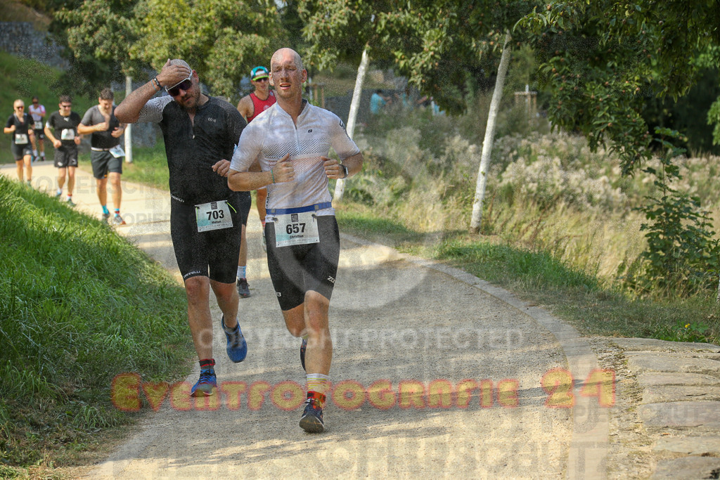 250824_1438_EX1_6990 | Sportfotografie im Rhein-Sieg Kreis, Köln, Bonn, NRW, Rheinland Pfalz, Hessen, etc. Unser Tätigkeitsfeld umfasst den Laufsport vom Volkslauf über den Marathon, Duathlon, Triathon bis zum Ultralauf wie Kölnpfad Ultra oder Schindertrail.