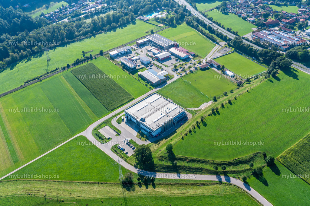 luftbild-gastager-feld-bruno-kapeller-10 | Luftbild vom Gewerbegebiet Gastager Feld in Siegsdorf - Realisiert mit Pictrs.com