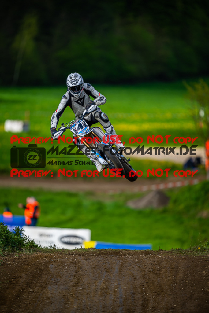 MaZZes_FotoMatrix_230506_8242 | S4