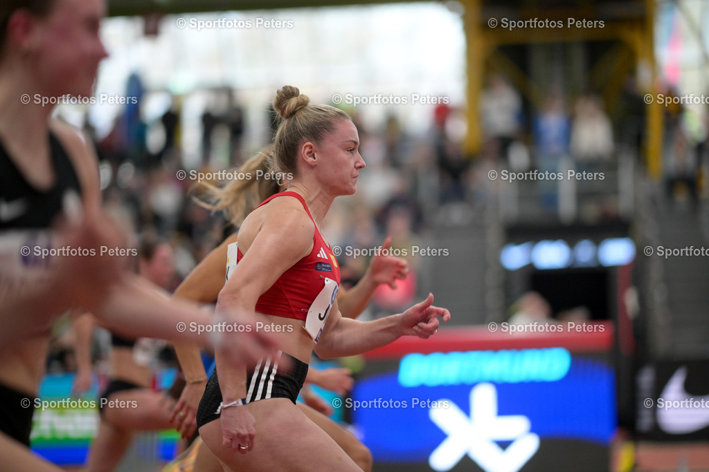 DM Halle 2026_Samstag-138 | 28.02.2026, xkaix, Leichtathletik Deutsche Meisterschaften Halle 2026,  v.l. Sophia Junk (LG Rhein-Wied) - Realisiert mit Pictrs.com