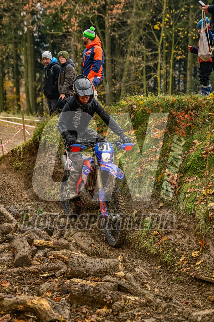 NZ8_5572 | grenznic640