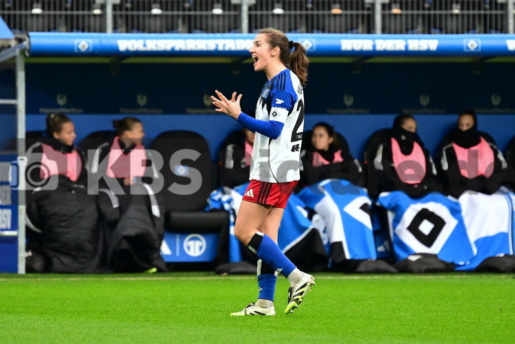 KBS Picture_HSV-Leverkusen_DFBpokal_Frauen_022 | Machtens Pauline (HSV Frauen) ,Sportplatz :  Volksparkstadion, - Realisiert mit Pictrs.com