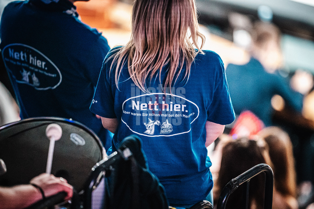 Basketball | Männer | Saison 2023/2024 | easyCredit Basketball Bundesliga | 31. Spieltag | Veolia Towers Hamburg vs. HAKRO Merlins Crailsheim | 30.04.2024 | Nett hier. Aber waren Sie schon mal bei den Merlins?