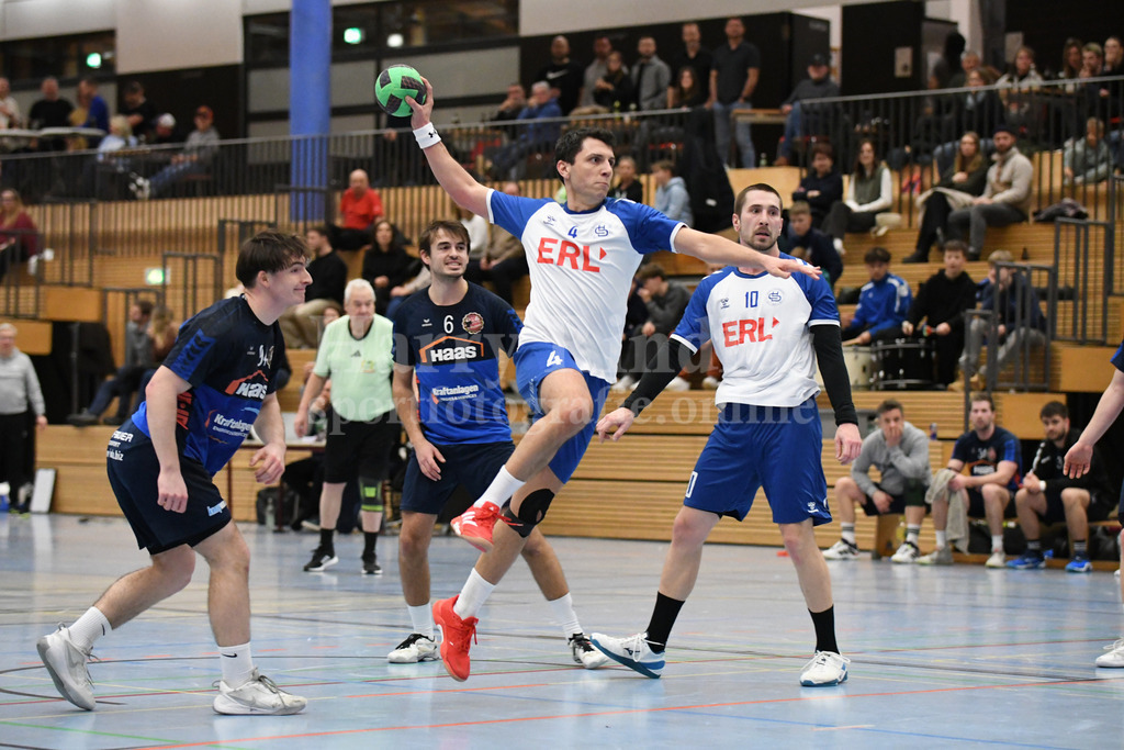 HC Deggendorf : TSV Simbach II   | Valentin Lotos  (HC Deggendorf  #4) - Realisiert mit Pictrs.com