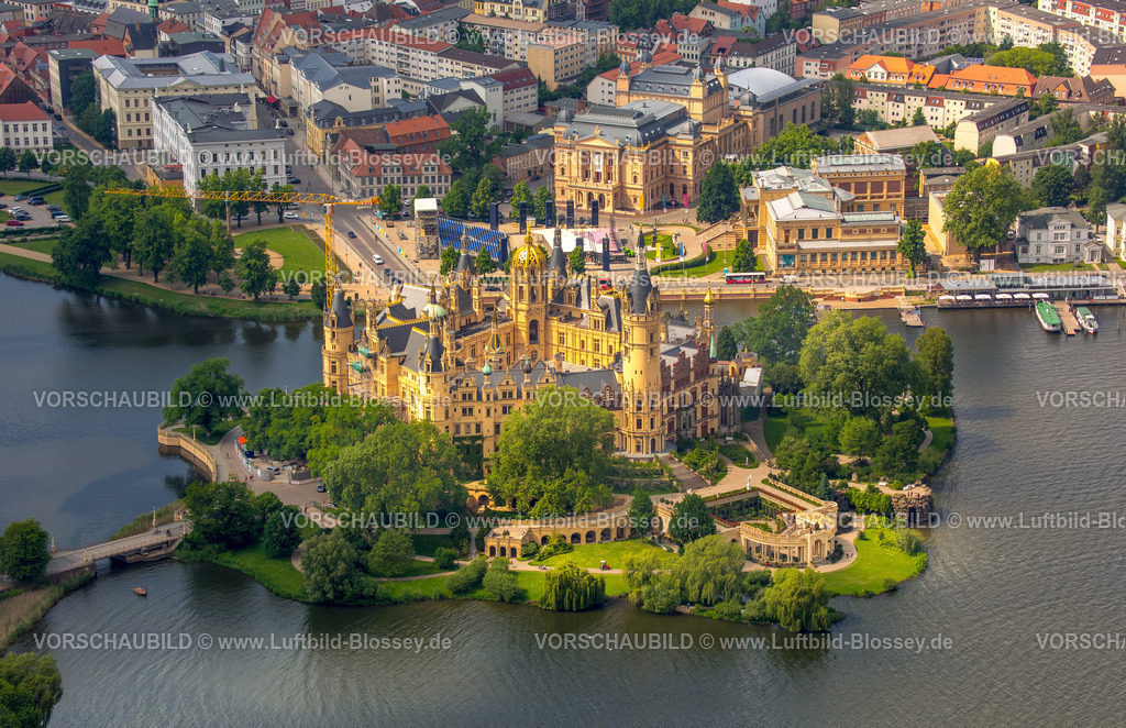 Schwerin16060022 | Schloss Schwerin, Burggarten, Burgsee,  Schweriner See, Schwerin, Mecklenburg-Vorpommern, Deutschland