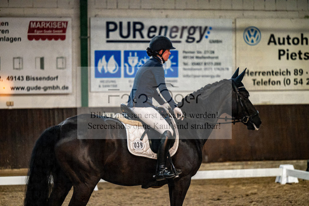 20240308-DOS_5162 | Entdecke hochwertige Reitturnierfotos von Foto Oger. Professionell, emotional und authentisch – jetzt Lieblingsmomente im Shop bestellen.Deutschlandweite Turnierfotografie. - Realisiert mit Pictrs.com