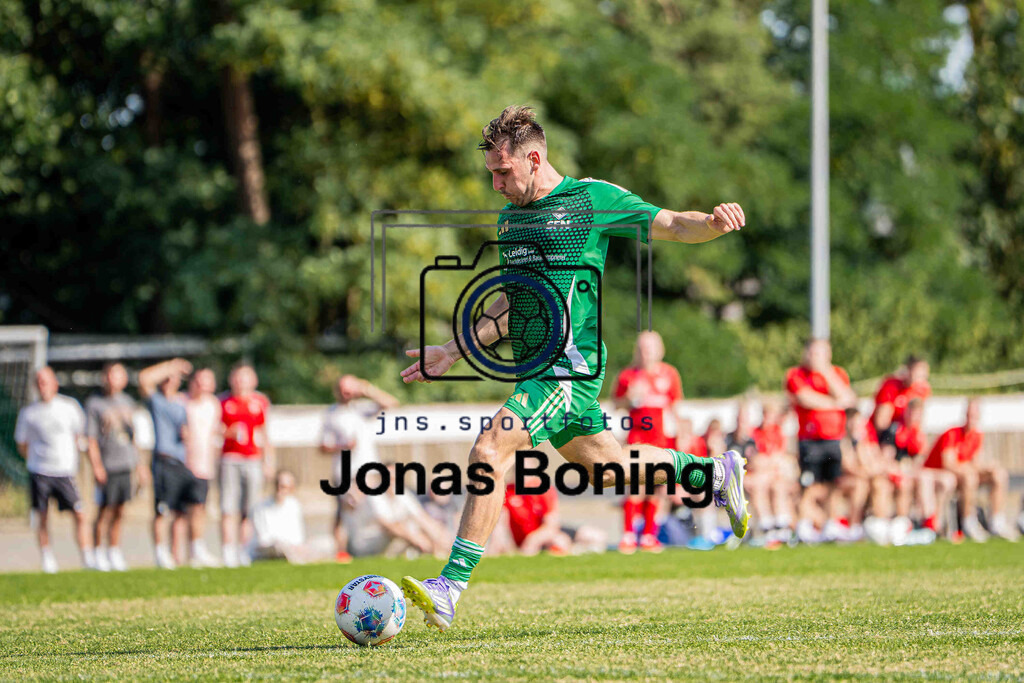 Fußball I Herren I Saison 2026-2027 I Bezirksliga Weser-Ems 4  I 1. Spieltag I SFN Vechta - SV Molbergen I 16550 | jns.sportfotos - Realisiert mit Pictrs.com