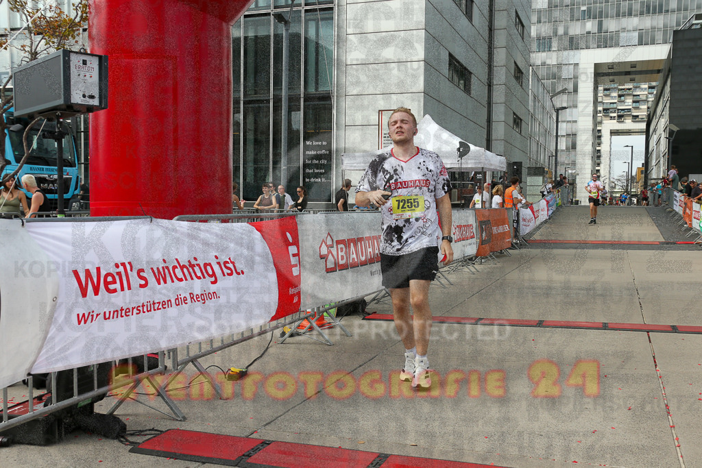 250920_1521_EX1_9079 | Sportfotografie im Rhein-Sieg Kreis, Köln, Bonn, NRW, Rheinland Pfalz, Hessen, etc. Unser Tätigkeitsfeld umfasst den Laufsport vom Volkslauf über den Marathon, Duathlon, Triathon bis zum Ultralauf wie Kölnpfad Ultra oder Schindertrail.