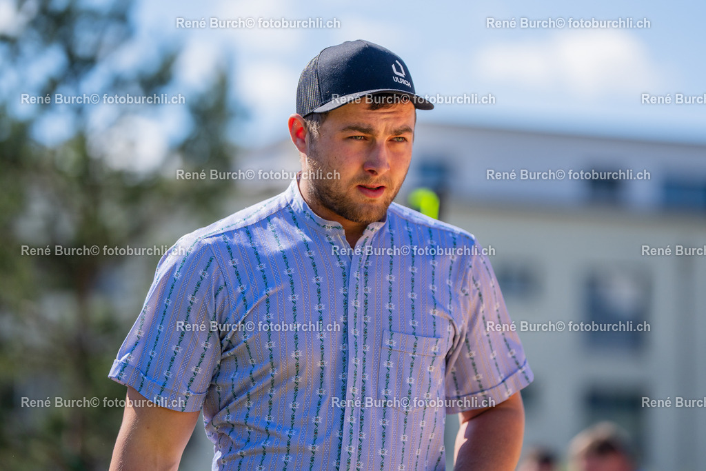 BUR00482 | René Burch leidenschaftlicher Fotograf aus Kerns in Obwalden.  Hier finden sie Sport, Landschaft und Natur Fotografie.
 - Realisiert mit Pictrs.com