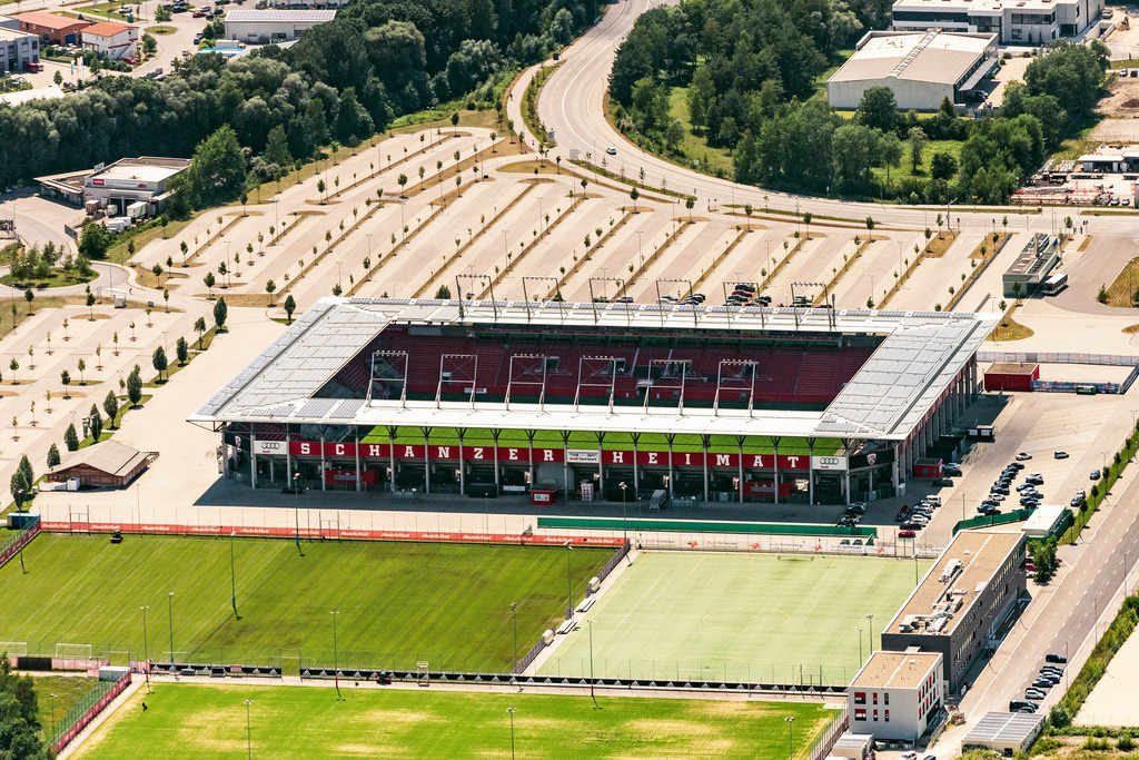 dr__dsc4473.jpg | INGOLSTADT 20.06.2018 Sportstätten-Gelände der Arena des Stadion Audi Sportpark der Audi Immobilien Verwaltung GmbH in Ingolstadt im Bundesland Bayern. Das Stadion ist Heimspielstätte des FC Ingolstadt 04. Weiterführende Informationen bei: Baugesellschaft WALTER HELLMICH GmbH,  FC Ingolstadt 04 Fussball GmbH,  FC Ingolstadt 04 Stadionbetreiber GmbH,  Scherr+Klimke AG,  assmann GmbH. // Sports facility grounds of the Arena stadium Audi Sportpark in Ingolstadt in the state Bavaria. The stadium is the home ground of the FC Ingolstadt 04. Further information at: Baugesellschaft WALTER HELLMICH GmbH,  FC Ingolstadt 04 Fussball GmbH,  FC Ingolstadt 04 Stadionbetreiber GmbH,  Scherr+Klimke AG,  assmann GmbH. Foto: Daniel Reiter