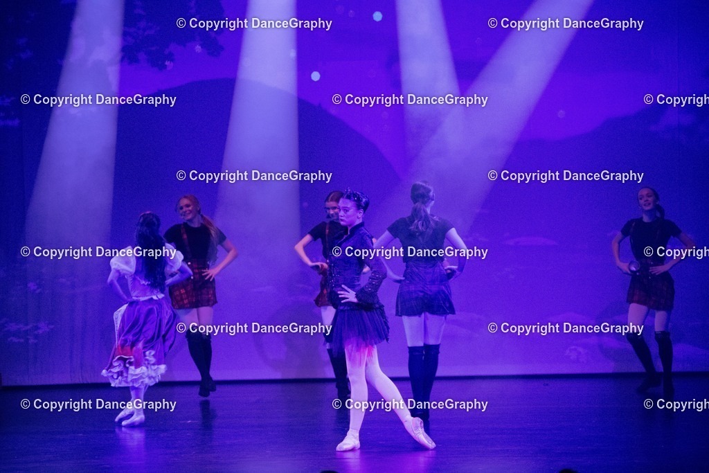 GPHY2070 | DanceGraphy - Realisiert mit Pictrs.com