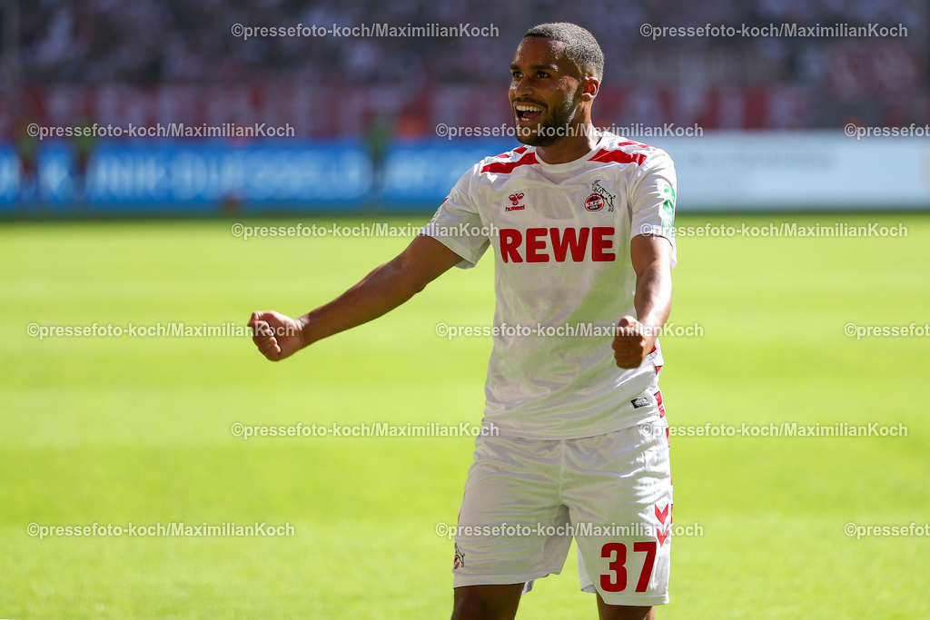 Due21092402157 | 21.09.2024, 2. Fußball Bundesliga, Fortuna Düsseldorf - 1. FC Köln, Merkur Spiel-Arena, Saison 2024 2025: Torjubel nach dem 2:1 - Linton Maina (1.FC Köln #37) jubelndDFB regulations prohibit any use of photographs as image sequences and or quasi-video.
