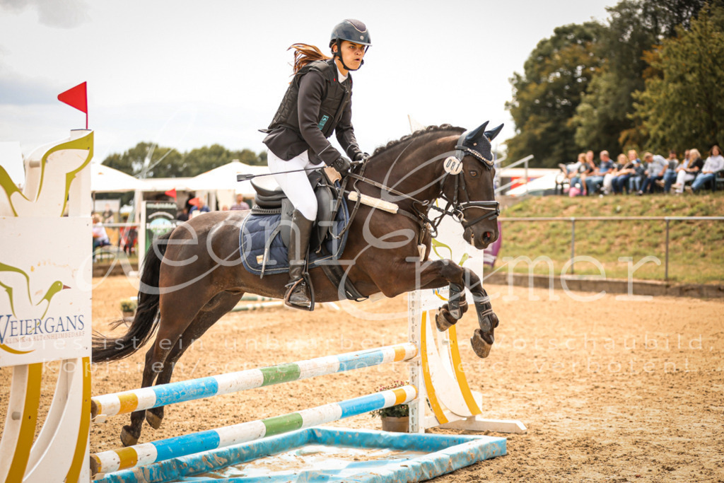 06.SoSpWB00128 | Leoni Ertmer Photography - Realisiert mit Pictrs.com