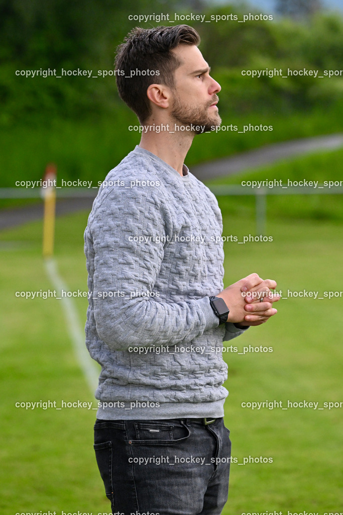 ESV Admira vs. ATUS Velden 20.5.2023 | Headcoach ATUS Velden Marcel Günther Kuster 