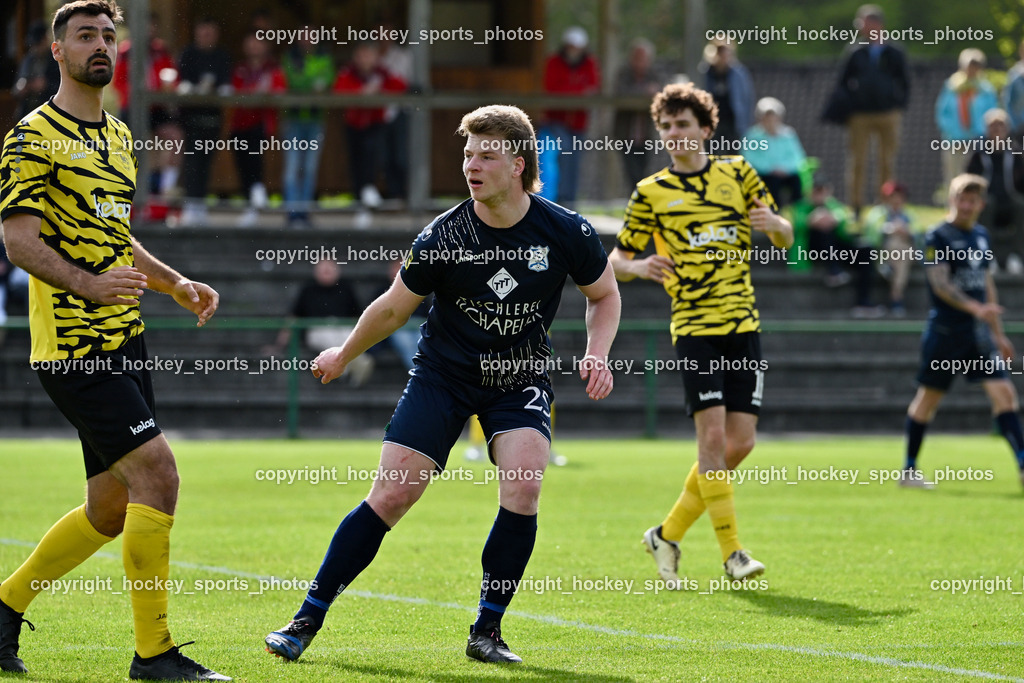 FC Faakersee vs. FC Dölsach | #18 Andreas Unterguggenberger FC Faakersee, #25 Niclas Christian Brandner FC Dölsach, FC Faakersee vs. FC Dölsach, FC Faakersee vs. FC Dölsach am 20.04.2025 in Finkenstein (Sportplatz Finkenstein), Austria, (Photo by Bernd Stefan)
