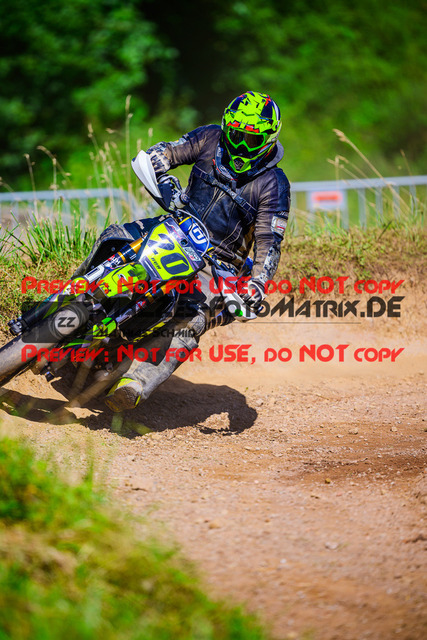 MaZZes_FotoMatrix_240816_6007705_6082 | UE40