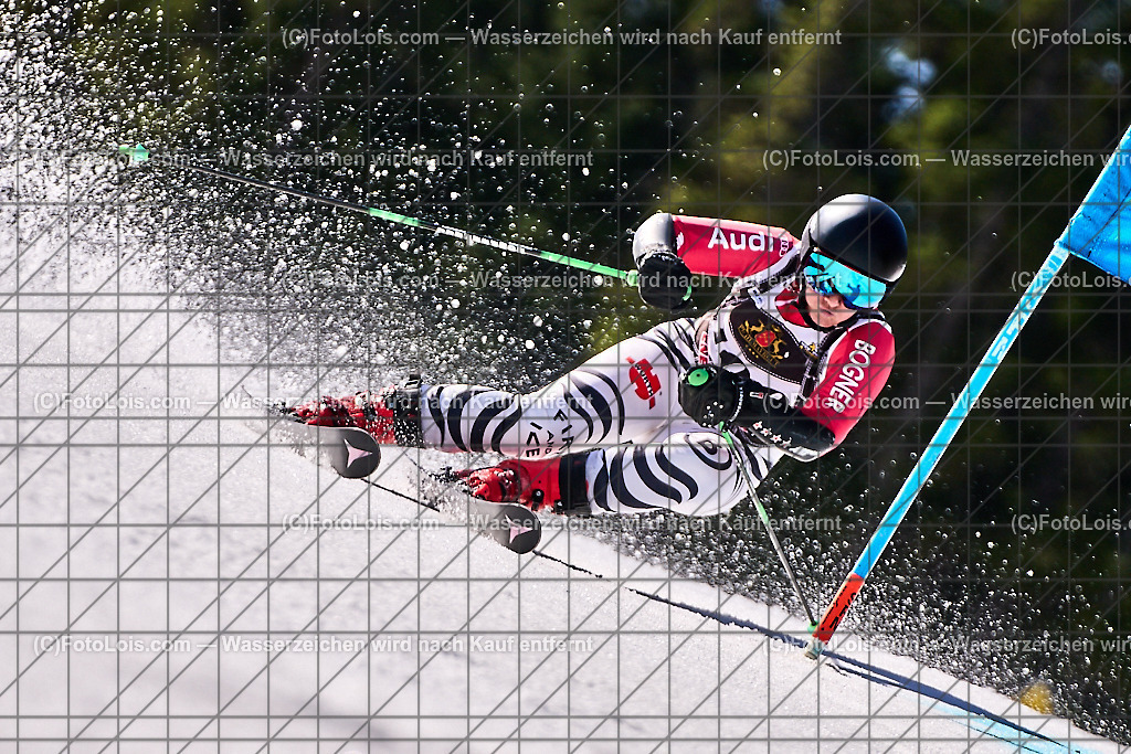 ALP1150_Reiteralm_MASTERS-LM_RTL_Bergner Doris | (C)FotoLois.com, Alois Spandl. Steirische MASTERS-Landesmeisterschaften Ski alpin mit Wien und Salzburg, Reiteralm, Sa 13. April 2024.