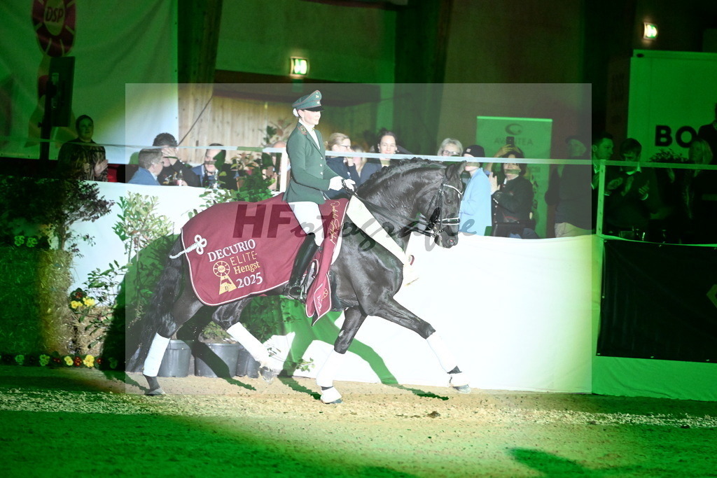 Decurio_Göbel_2255139 | hf-fotografie - Realisiert mit Pictrs.com