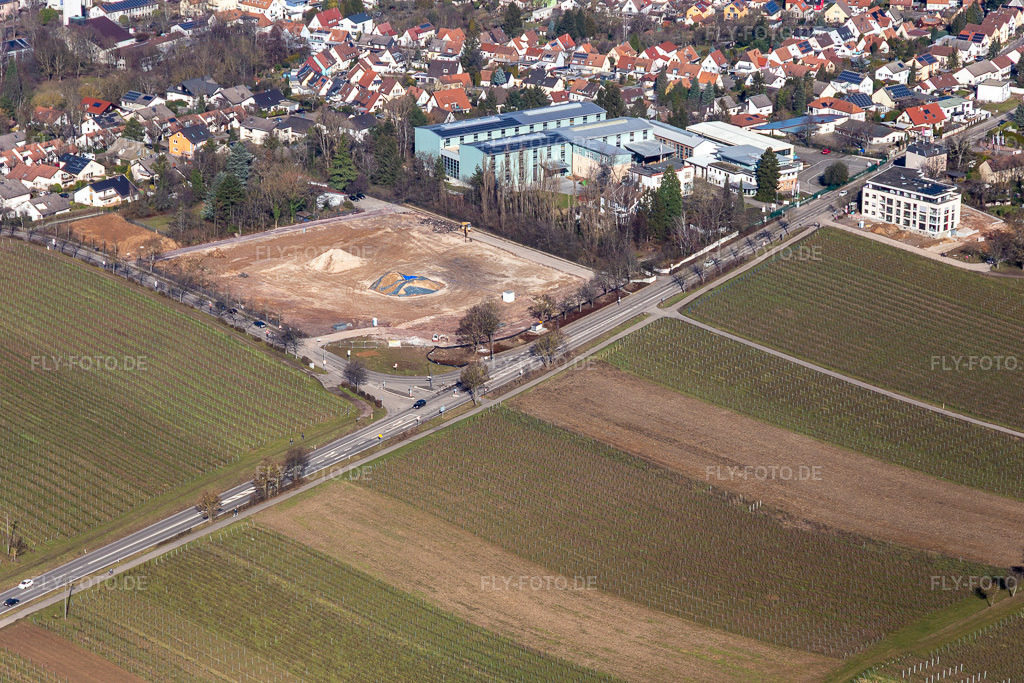 Luftbild: Wickert Maschinenbau und ehemalige Bäckerei Hofmeister an der Wollmesheimer Höhe in Landau in der Pfalz im Bundesland Rheinland-Pfalz in Deutschland. Foto: IMG_125273.jpg vom 21.02.2021 durch Werner Riehm/FLY-FOTO.de