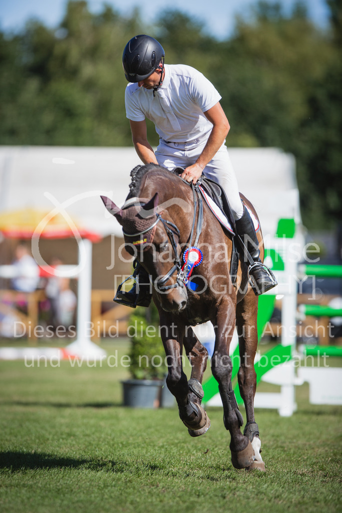 220717_LC_GroßerPreis-951 | Deine schönsten Turniermomente als professionelle Fotos! Entdecke hochwertige Pferdesport-Fotografie im Online-Shop. Jetzt Fotos finden & bestellen!