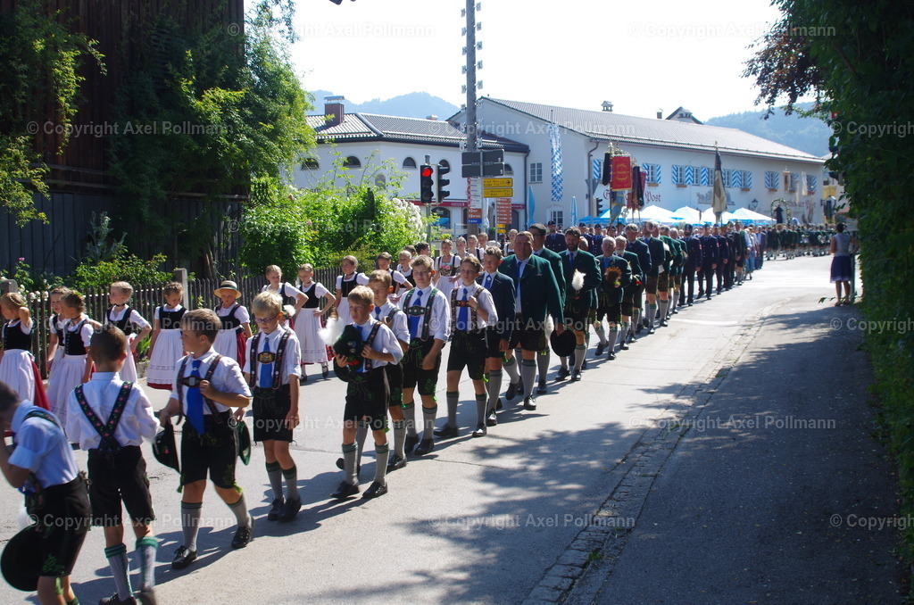IMGP4029 | fotografiert von Axel PollmannLeonhardi Wallfahrt Benediktbeuern und Murnau, Fronleichnam, Fasching, Landschaft im Loisachtal und Benediktbeuern  - Realisiert mit Pictrs.com