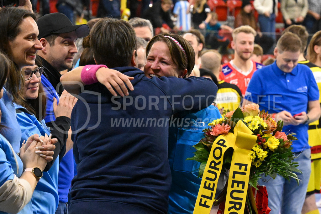 HC Rychenberg vs Floorball Köniz - 18. Dezember 2022 | HC Rychenberg vs Floorball Köniz
AXA Arena, Winterthur
Schiedsrichterin Corina Wehinger.
Bild: Sportfotografie Markus Aeschimann | www.markus-aeschimann.ch - Realisiert mit Pictrs.com