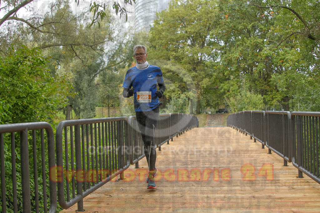 231015_1057_EV4_1848 | Sportfotografie im Rhein-Sieg Kreis, Köln, Bonn, NRW, Rheinland Pfalz, Hessen, etc. Unser Tätigkeitsfeld umfasst den Laufsport vom Volkslauf über den Marathon, Duathlon, Triathon bis zum Ultralauf wie Kölnpfad Ultra oder Schindertrail.