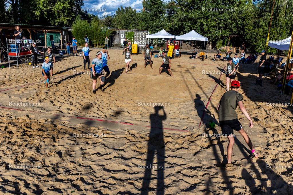 2025-200082535-Strandvölkerball-WM_1 |  23.08.2025; Berlin Foto: Gerold Rebsch - www.beachpics.de