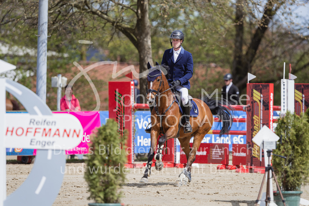 230501_SpengeW_M2St-169 | Deine schönsten Turniermomente als professionelle Fotos! Entdecke hochwertige Pferdesport-Fotografie im Online-Shop. Jetzt Fotos finden & bestellen!