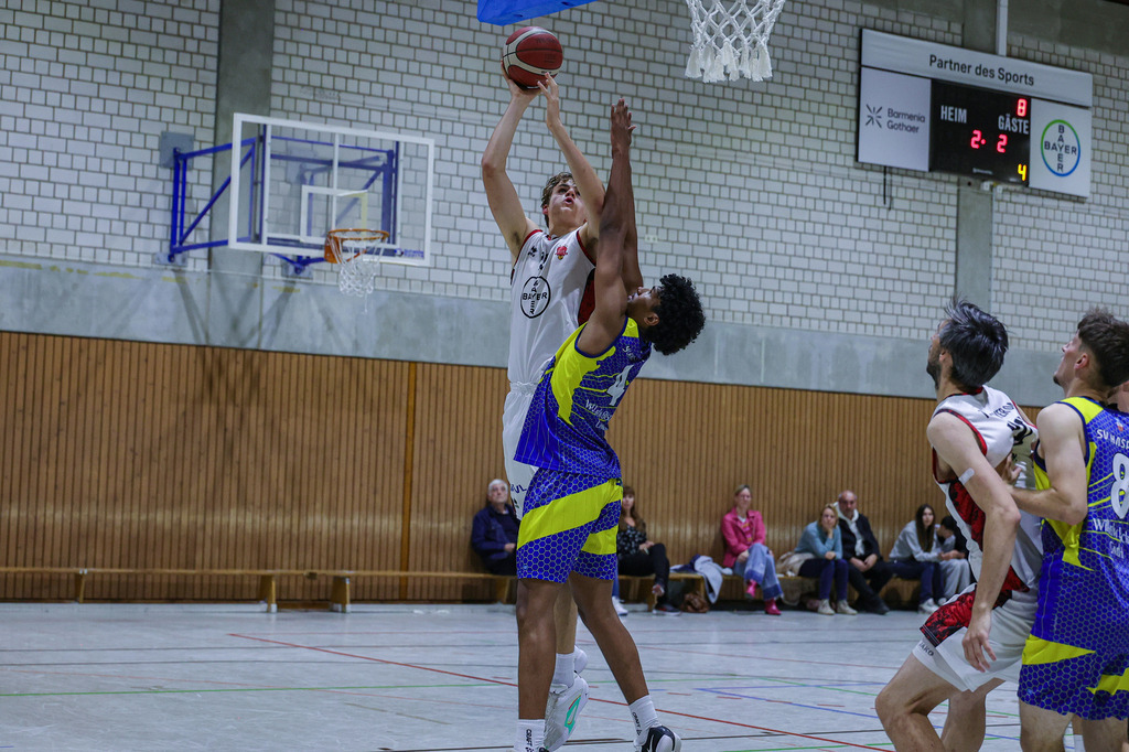 Regio BAYER GIANTS vs SV Haspe 70-48 | Fotos von Basketballspielen aus dem Raum NRW fotografiert von Gero Mueller-Laschet und Daniel Schaefer - Realisiert mit Pictrs.com