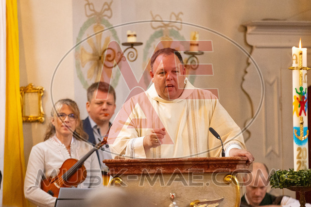 MAE-pic_80 | Der online Fotoshop des Inzeller Fotografen MAE - Marc Anton Eicher. Hier können Sie ihre Fotos und Stockfotos online bestellen als Download oder als Ausdruck, der ihnen bequem nach Hause geschickt wird.
Ihr Marc Anton Eicher - der Inzeller Fotograf - Realisiert mit Pictrs.com